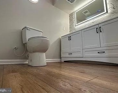 2136 N Troy Street - Photo Thumbnail 27
