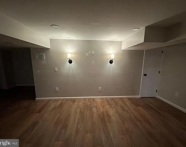 2136 N Troy Street - Photo Thumbnail 36