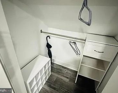 2136 N Troy Street - Photo Thumbnail 22