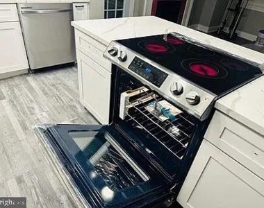 2136 N Troy Street - Photo Thumbnail 4