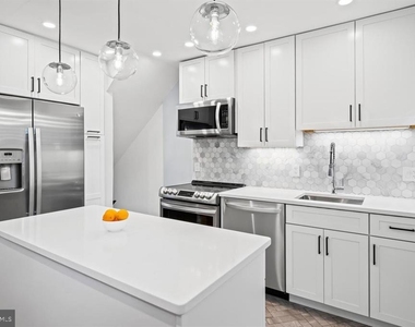 4806 28th Street S - Photo Thumbnail 2