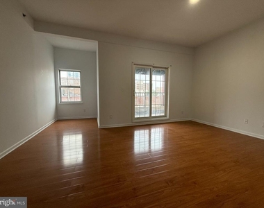 455 N 12th Street - Photo Thumbnail 10