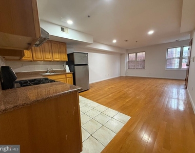 455 N 12th Street - Photo Thumbnail 6
