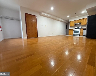 455 N 12th Street - Photo Thumbnail 7