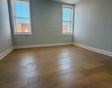1247 Snyder Avenue - Photo Thumbnail 8