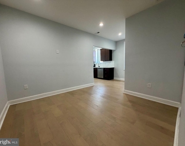 1247 Snyder Avenue - Photo Thumbnail 7
