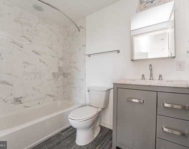 6649 Ridge Avenue - Photo Thumbnail 5
