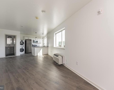 6649 Ridge Avenue - Photo Thumbnail 1