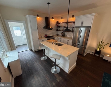 2910 Cecil B Moore Avenue - Photo Thumbnail 2