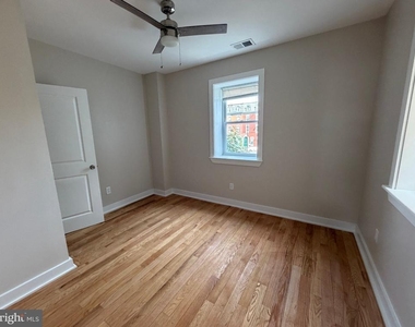 1001 N Marshall Street - Photo Thumbnail 5
