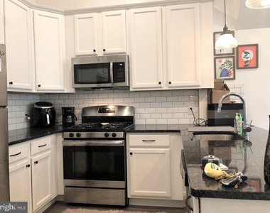 6615 Ridge Avenue - Photo Thumbnail 4