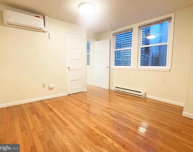 1510 Fairmount Avenue - Photo Thumbnail 7