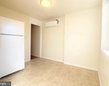 1510 Fairmount Avenue - Photo Thumbnail 3