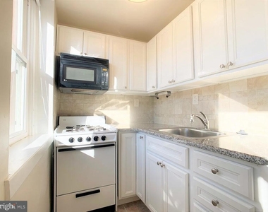 1510 Fairmount Avenue - Photo Thumbnail 1