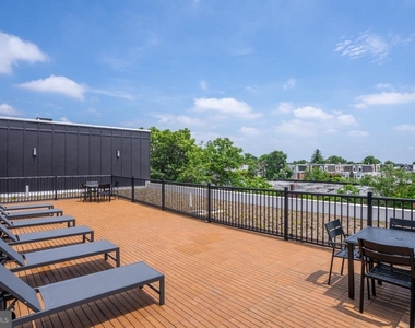 6237 Germantown Avenue - Photo Thumbnail 8