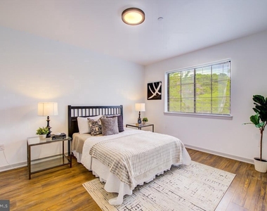 5001 Umbria Street - Photo Thumbnail 7