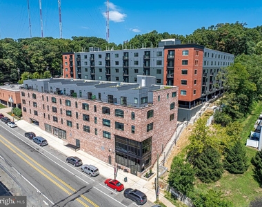 5001 Umbria Street - Photo Thumbnail 10
