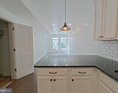 6619 Ridge Avenue - Photo Thumbnail 6