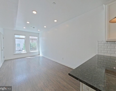 6619 Ridge Avenue - Photo Thumbnail 5