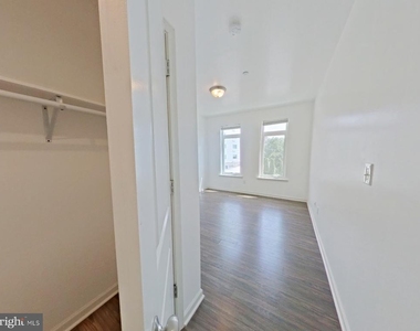 6619 Ridge Avenue - Photo Thumbnail 3