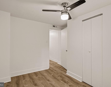 2117 N Hope Street - Photo Thumbnail 14