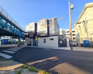 2401 Kensington Avenue - Photo Thumbnail 14
