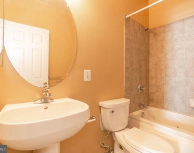 3138 W Master Street - Photo Thumbnail 4