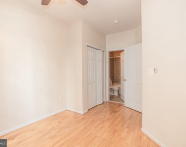3138 W Master Street - Photo Thumbnail 8