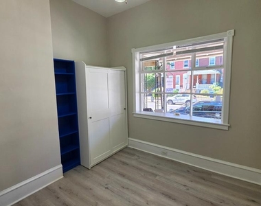 637 N 32nd Street - Photo Thumbnail 2
