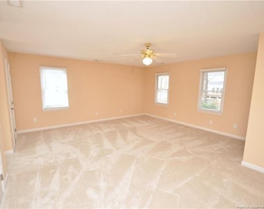100 Preston Pines Drive - Photo Thumbnail 27