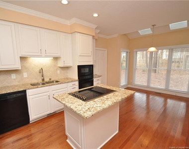 100 Preston Pines Drive - Photo Thumbnail 9