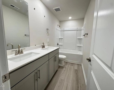 180 White Birch Lane - Photo Thumbnail 9