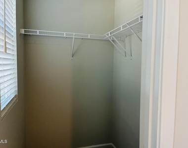 2723 Chert Lane - Photo Thumbnail 30