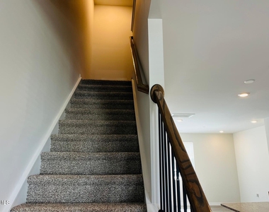 2723 Chert Lane - Photo Thumbnail 21