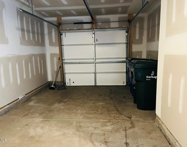 2723 Chert Lane - Photo Thumbnail 34