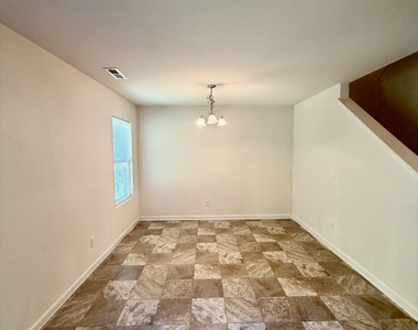 1204 Sweetgrass Street - Photo Thumbnail 5