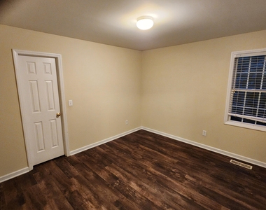 134 W Oak Avenue - Photo Thumbnail 14