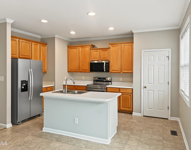 7209 Doverton Court - Photo Thumbnail 7