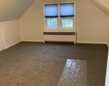 590 Croton Road - Photo Thumbnail 10