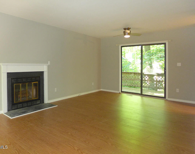 118 Lantern Way - Photo Thumbnail 1