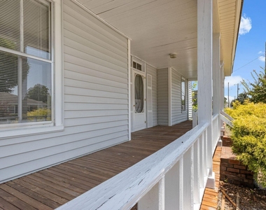 106 W Ivey Street - Photo Thumbnail 21