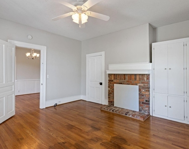 106 W Ivey Street - Photo Thumbnail 6
