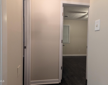 1020 Riverside Circle - Photo Thumbnail 22