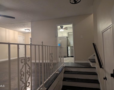 1020 Riverside Circle - Photo Thumbnail 1