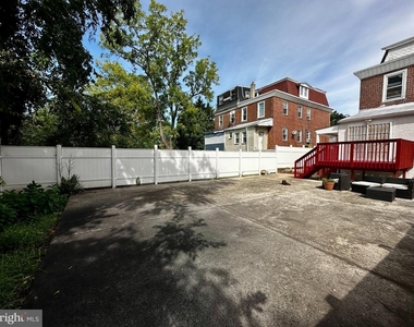 912 Ridge Avenue - Photo Thumbnail 14