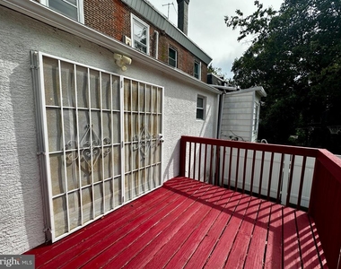 912 Ridge Avenue - Photo Thumbnail 10