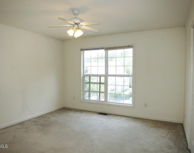 320 Davie Road - Photo Thumbnail 9
