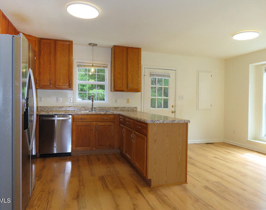 310 Davie Road - Photo Thumbnail 7