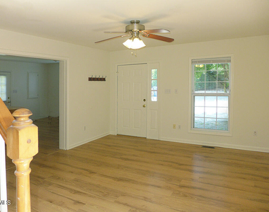 310 Davie Road - Photo Thumbnail 2
