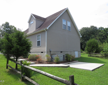 310 Davie Road - Photo Thumbnail 14